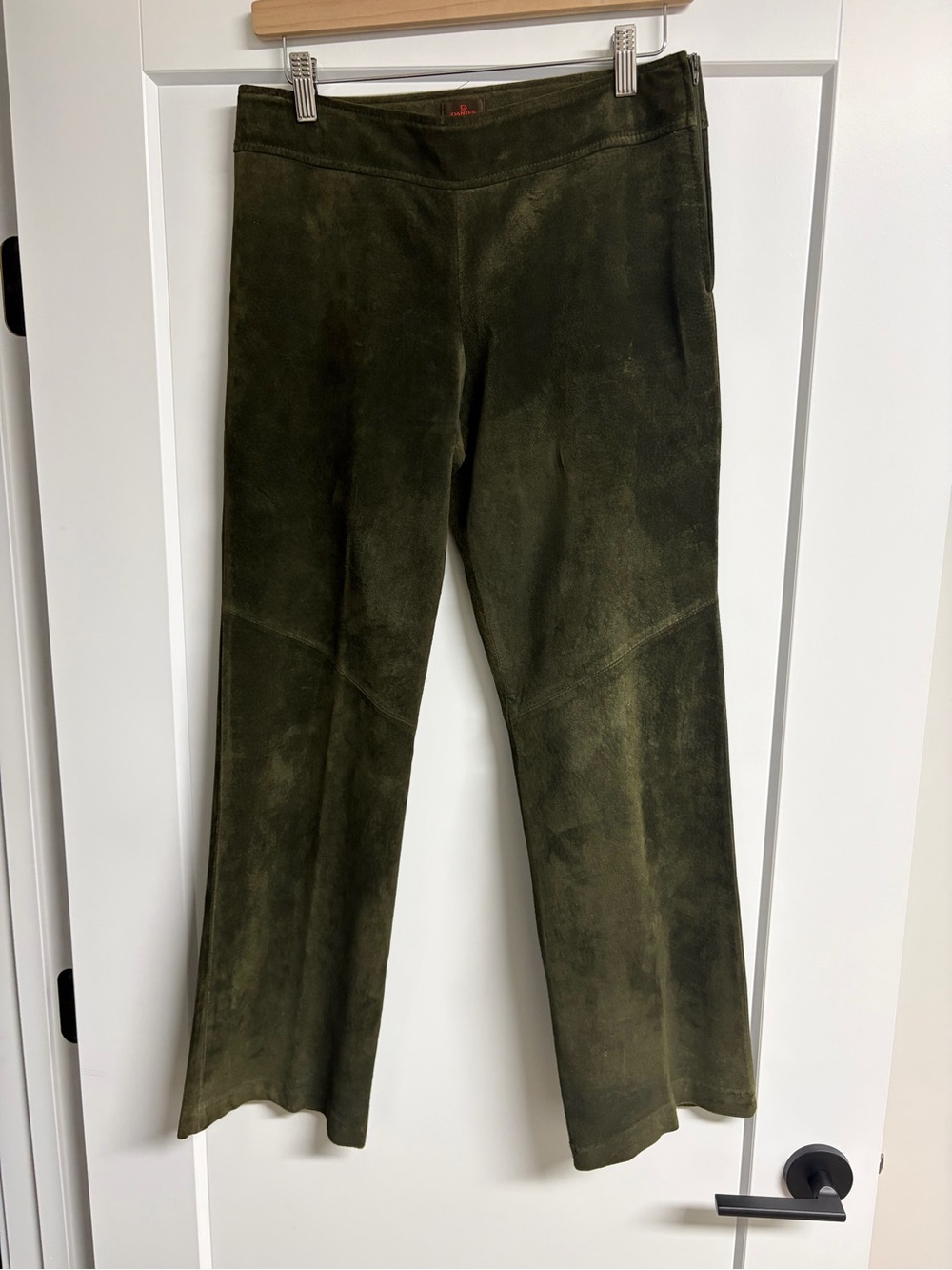 Danier Genuine Suede Vintage Leather Pants Olive Green Size 6 Straight Leg
